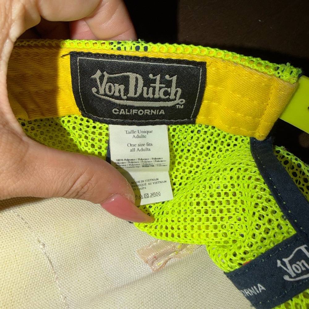 Von Dutch Trucker Hat - Picture 3 of 5